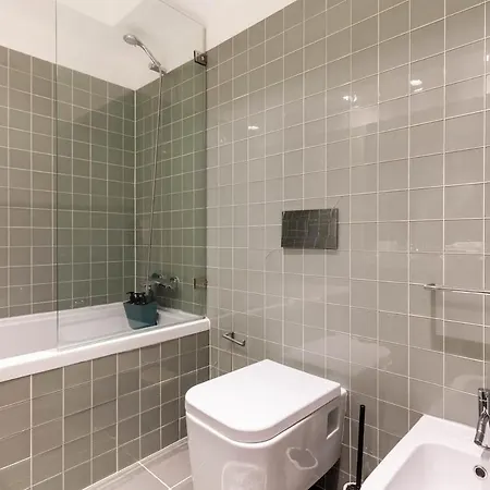 Superb In The Heart Of Historical Center