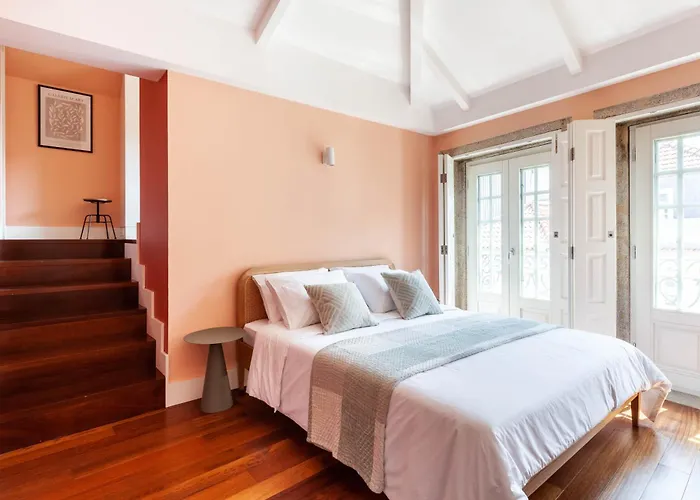 Superb In The Heart Of Historical Center *